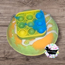 Load image into Gallery viewer, Pop-It Doughnut Bath Bombs