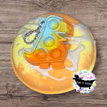 Load image into Gallery viewer, Pop-It Doughnut Bath Bombs