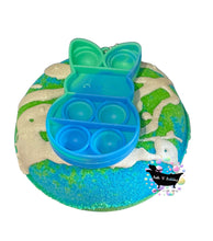 Load image into Gallery viewer, Easter Duck 🦆 & Bunny 🐰 Pop-It Doughnut  Bath Bombs