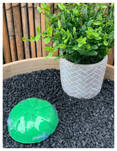 Load image into Gallery viewer, Bulk Buy Shower Steamers in Fragrance oil Scents
