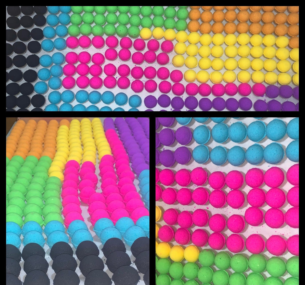 Mini Bath Bombs  6 Different Colours &  6  Different Scents
