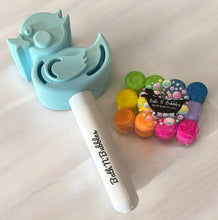Load image into Gallery viewer, Duck Bath Bomb Wand