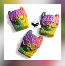 Load image into Gallery viewer, Llama bath bombs