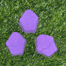 Load image into Gallery viewer, Cupcake Toddler Bath Bombs Mixed 250