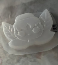 Load image into Gallery viewer, Moulds Destashing