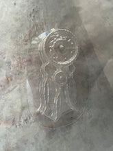 Load image into Gallery viewer, Moulds Destashing