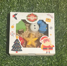 Load image into Gallery viewer, Christmas Toddler Bath Bomb Set of 6
