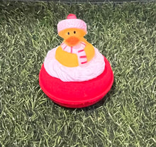 Load image into Gallery viewer, Christmas 🎅 Duck 🦆 Doughnut Bath Bombs Bulk buy