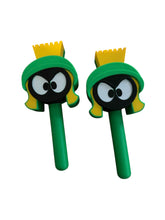 Load image into Gallery viewer, Looney Tunes Bath Bomb Wands