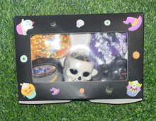Load image into Gallery viewer, Halloween 👻 Gift Box