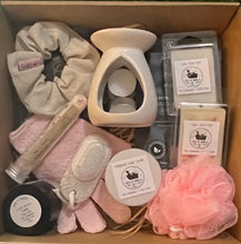 Load image into Gallery viewer, Premium Mother&#39;s Day Pamper Box