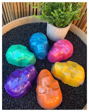 Load image into Gallery viewer, 6 set of Skulls Large